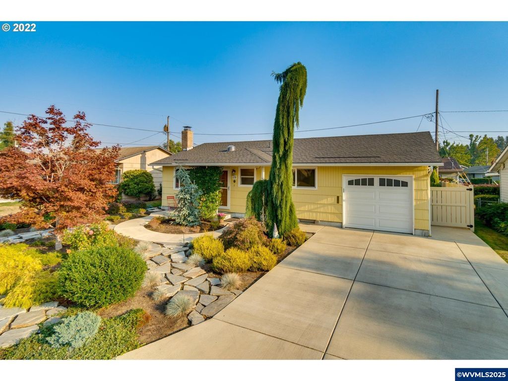 1174 Dellmoor Way Wy, Woodburn, OR 97071