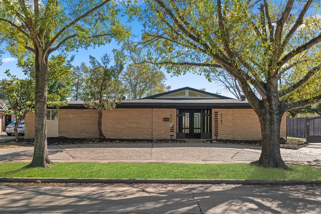 5747 Jackwood Street, Houston, TX 77096