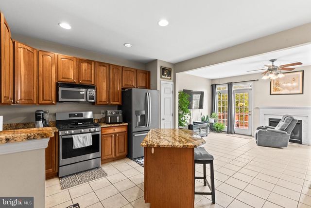7255 N SENTINEL LN, York, PA 17403