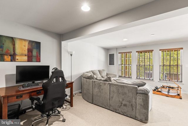 7255 N SENTINEL LN, York, PA 17403