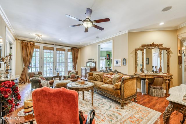 501 COUNTRY CLUB Road, El Paso, TX 79932