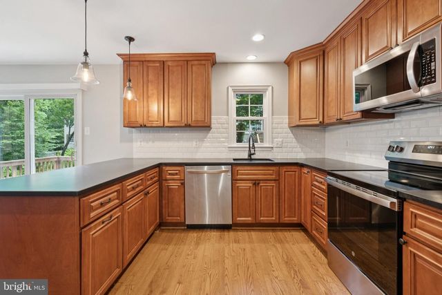 7401 WILLSHIRE HUNT CT, Springfield, VA 22153