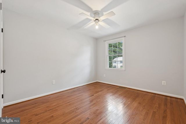 7401 WILLSHIRE HUNT CT, Springfield, VA 22153