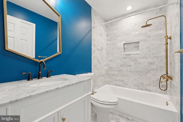 7401 WILLSHIRE HUNT CT, Springfield, VA 22153