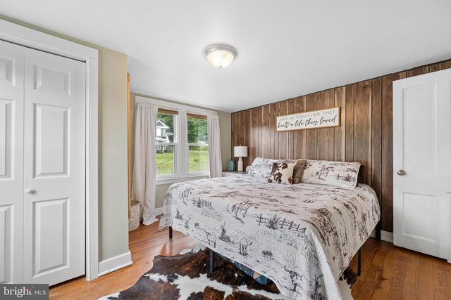 14615 PENNERSVILLE RD, Cascade, MD 21719
