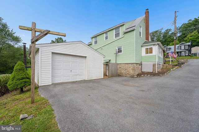 14615 PENNERSVILLE RD, Cascade, MD 21719