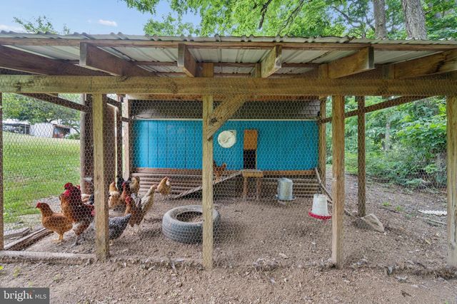 14615 PENNERSVILLE RD, Cascade, MD 21719