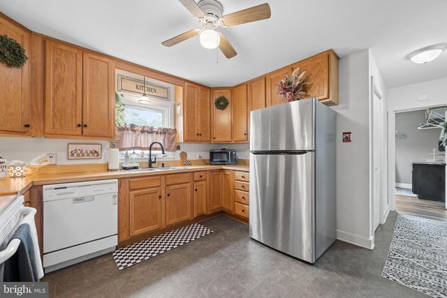14615 PENNERSVILLE RD, Cascade, MD 21719