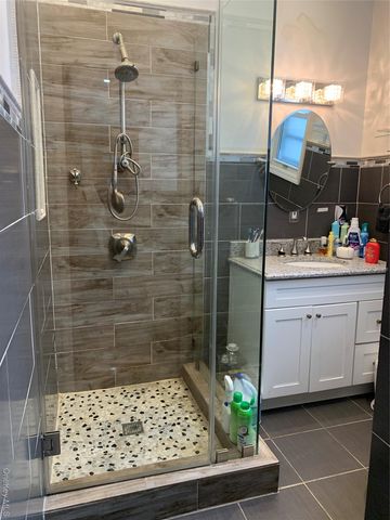 8553 85th Street, Woodhaven, NY 11421