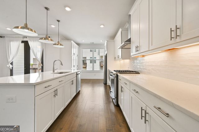3352 Acorn Harvest Lane, Suwanee, GA 30024