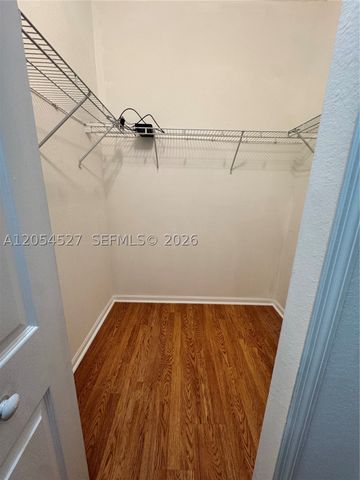 11002 NW 83rd St 213, Doral, FL 33178