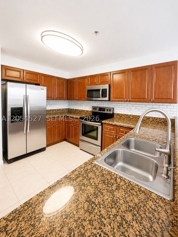 11002 NW 83rd St 213, Doral, FL 33178