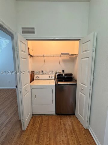 11002 NW 83rd St 213, Doral, FL 33178