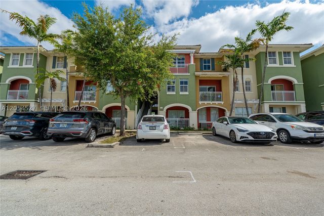 11002 NW 83rd St 213, Doral, FL 33178