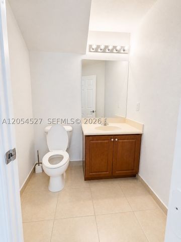 11002 NW 83rd St 213, Doral, FL 33178