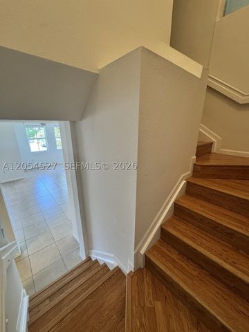 11002 NW 83rd St 213, Doral, FL 33178