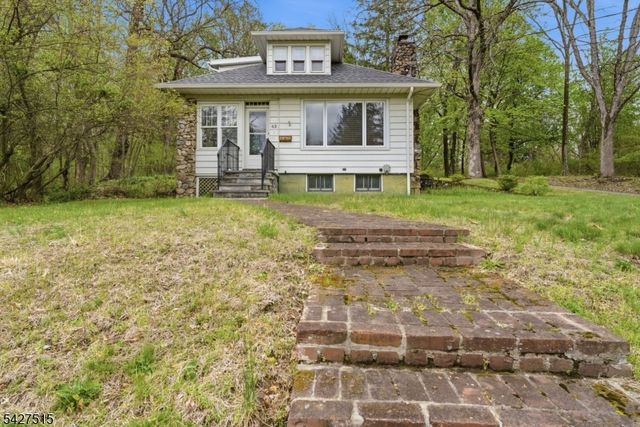 63 Highland Ave, High Bridge Boro, NJ 08829