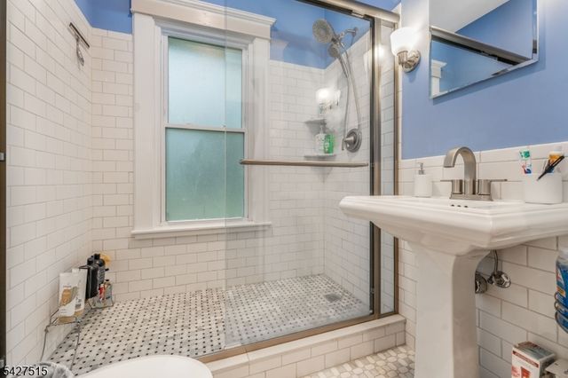 63 Highland Ave, High Bridge Boro, NJ 08829