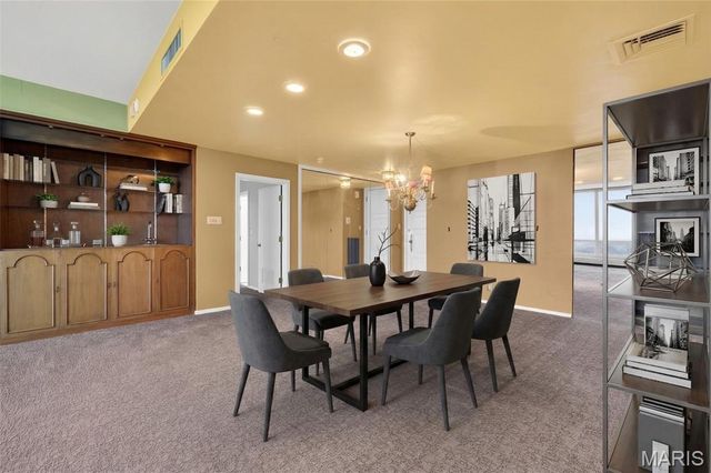 801 S Skinker Boulevard 12C, St Louis, MO 63105