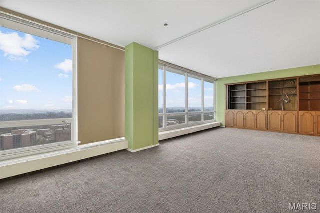 801 S Skinker Boulevard 12C, St Louis, MO 63105