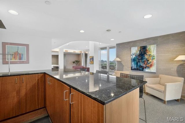 801 S Skinker Boulevard 12C, St Louis, MO 63105