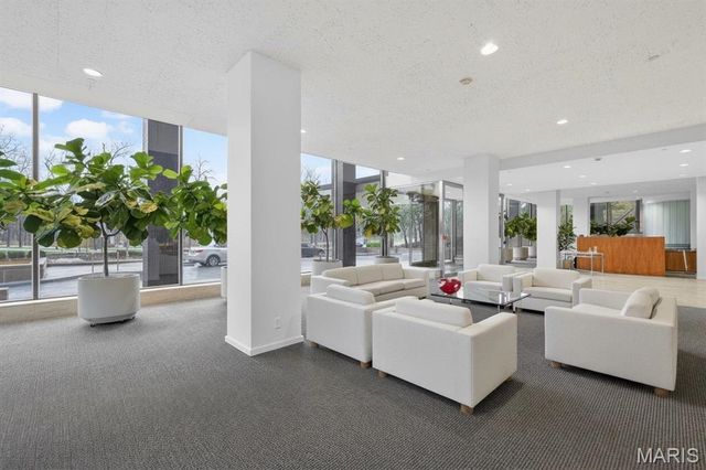 801 S Skinker Boulevard 12C, St Louis, MO 63105