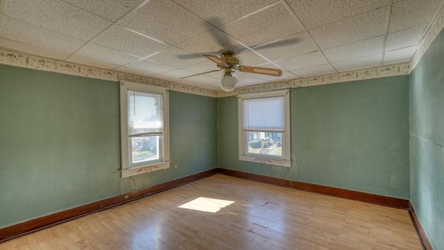 908 N 8th Street, Cambridge, OH 43725