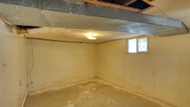 908 N 8th Street, Cambridge, OH 43725