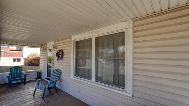 908 N 8th Street, Cambridge, OH 43725