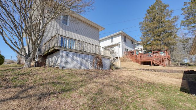 908 N 8th Street, Cambridge, OH 43725