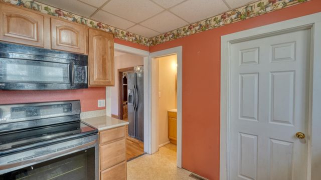 908 N 8th Street, Cambridge, OH 43725