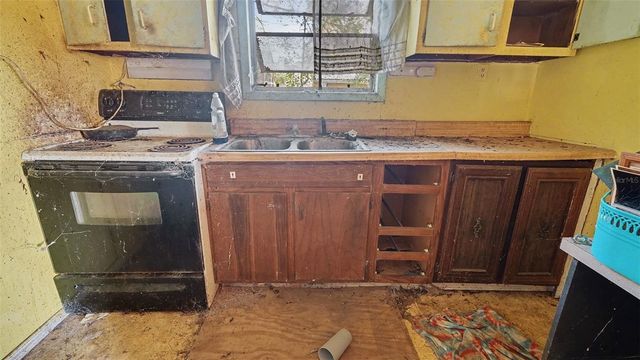 3922 NE 16TH COURT, Ocala, FL 34479