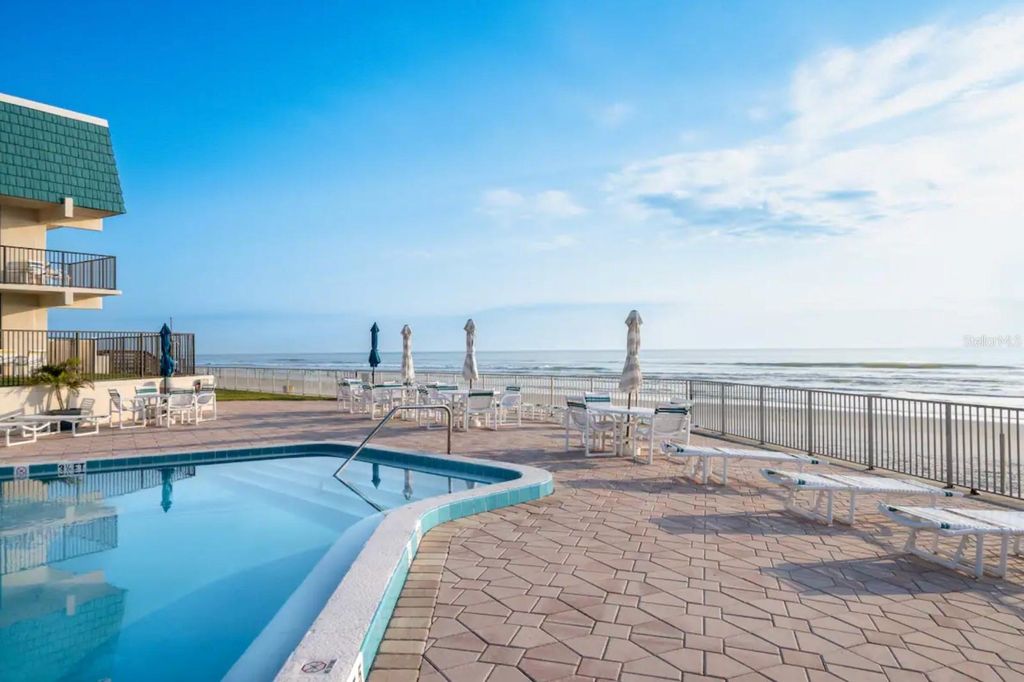 Image 33 of property listing at 701 S ATLANTIC AVENUE UT21, New Smyrna Beach, FL 32169