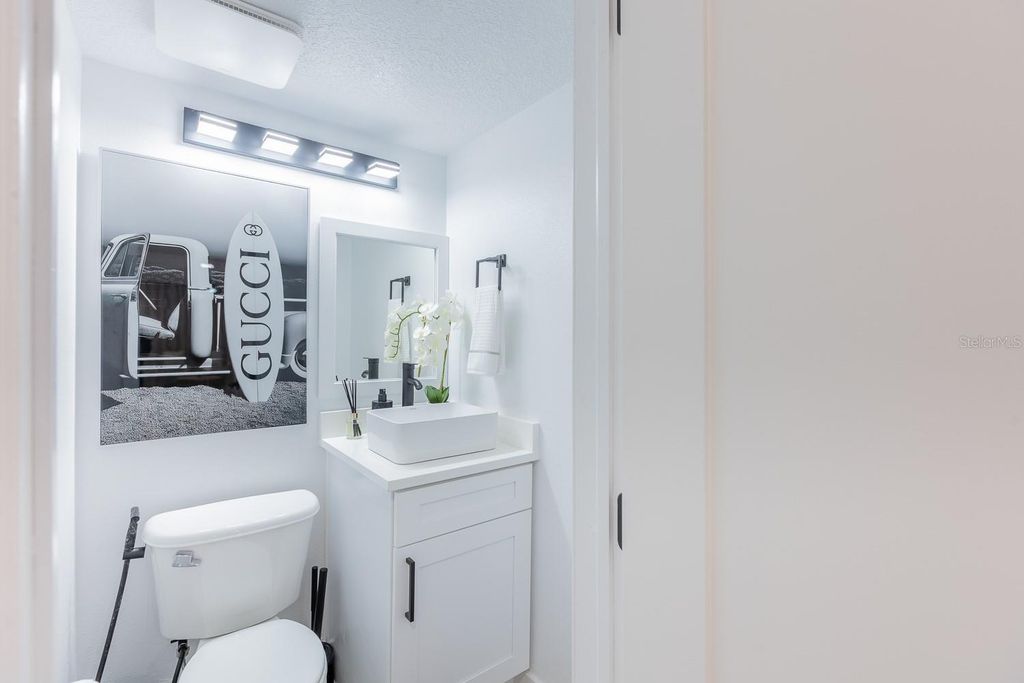 Image 6 of property listing at 701 S ATLANTIC AVENUE UT21, New Smyrna Beach, FL 32169