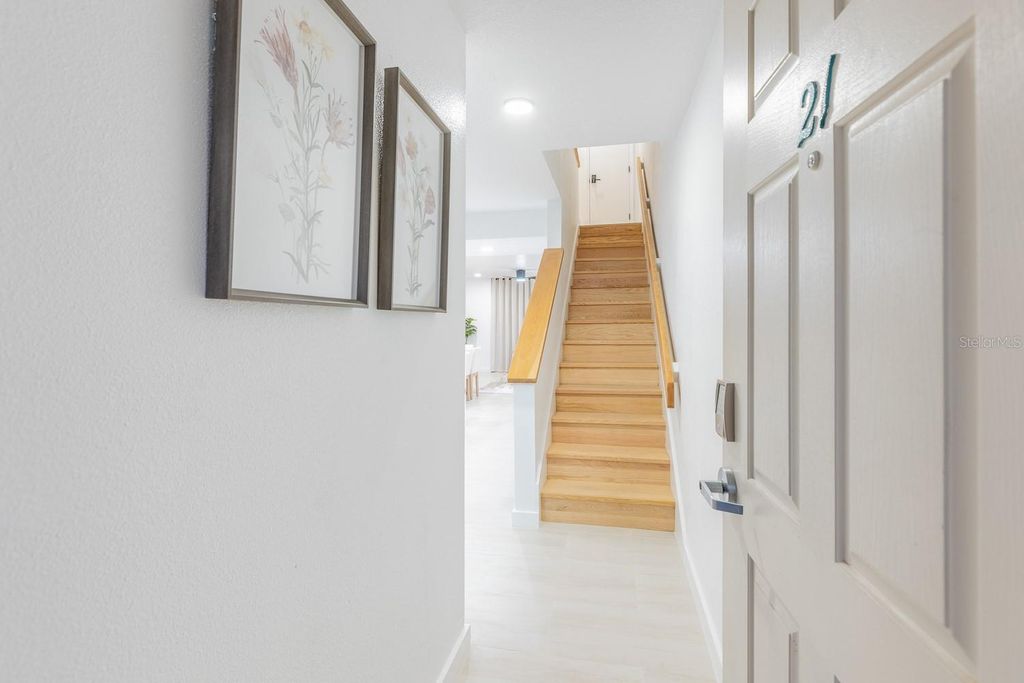 Image 7 of property listing at 701 S ATLANTIC AVENUE UT21, New Smyrna Beach, FL 32169