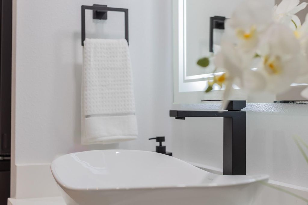 Image 73 of property listing at 701 S ATLANTIC AVENUE UT21, New Smyrna Beach, FL 32169