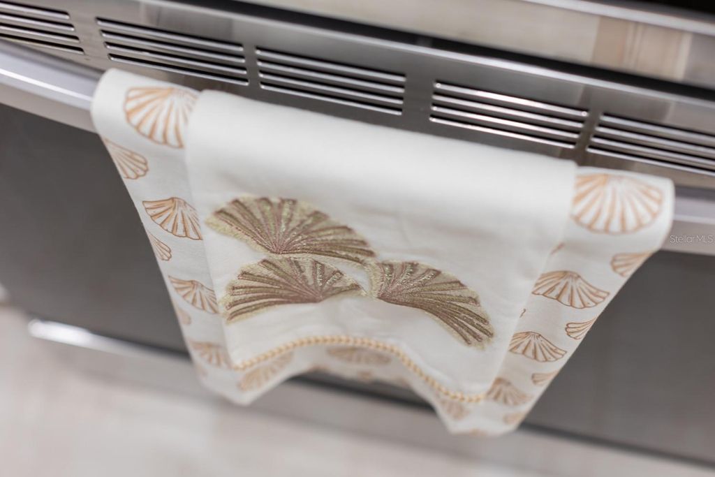 Image 87 of property listing at 701 S ATLANTIC AVENUE UT21, New Smyrna Beach, FL 32169