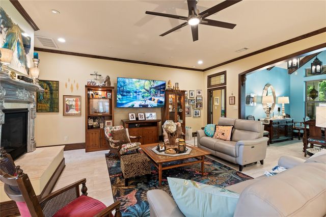 2201 Water Way, Seabrook, TX 77586