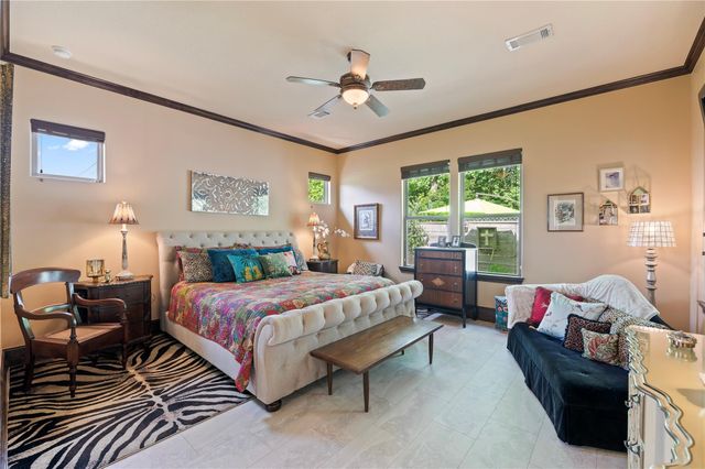 2201 Water Way, Seabrook, TX 77586