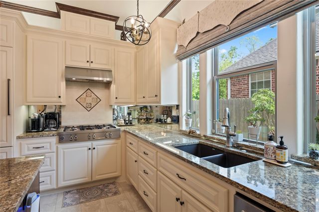 2201 Water Way, Seabrook, TX 77586