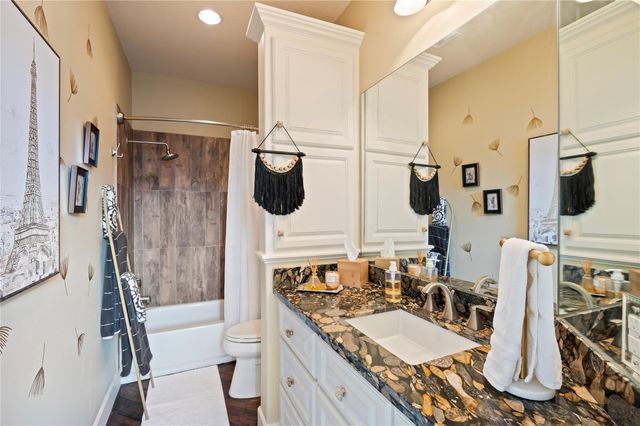 2201 Water Way, Seabrook, TX 77586