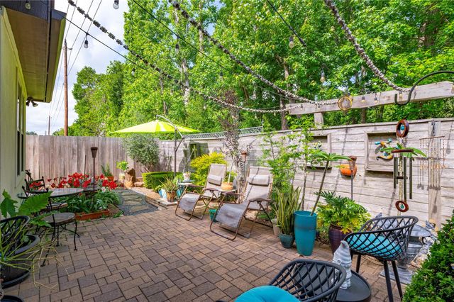 2201 Water Way, Seabrook, TX 77586