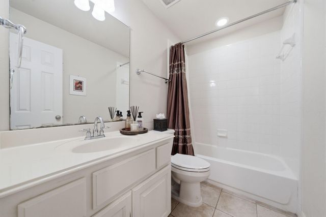 12118 N Founders Shore Drive, Cypress, TX 77433