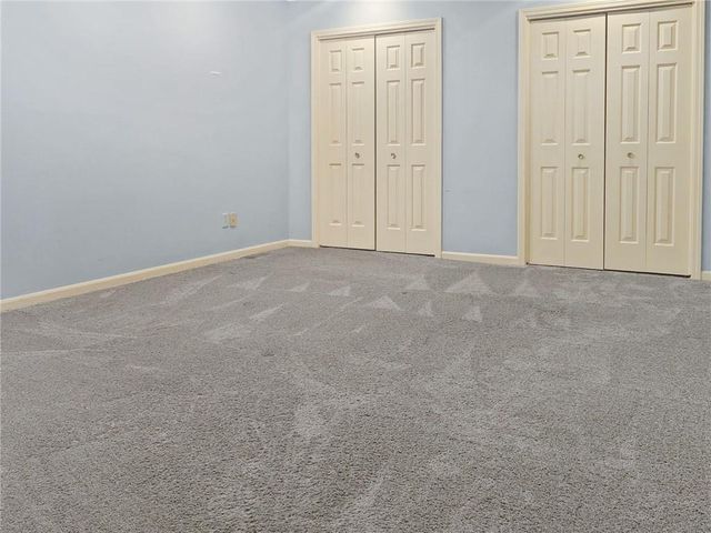 1018 Palmer Place, Clinton, MO 64735