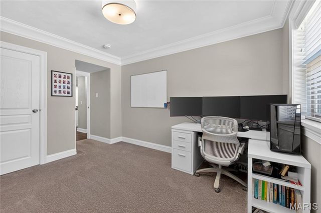 4 Delcrest Court 101, University City, MO 63124