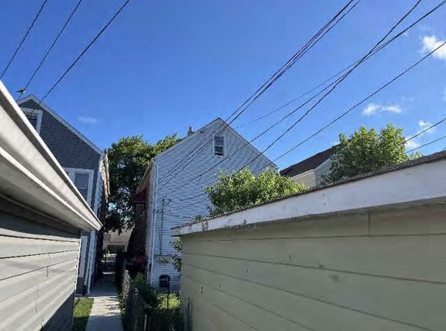 5335 W 23rd Place, Cicero, IL 60804