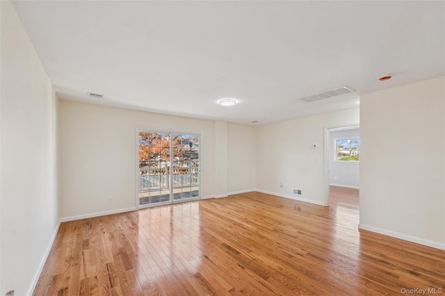 244 Water Lane S, Wantagh, NY 11793