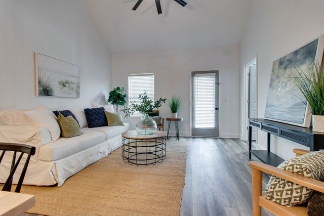 4844 Chelanie Cir, Murfreesboro, TN 37129