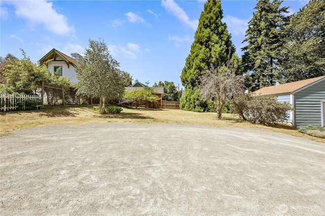 911 Tyler Street, Port Townsend, WA 98368
