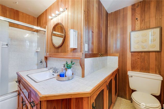 911 Tyler Street, Port Townsend, WA 98368